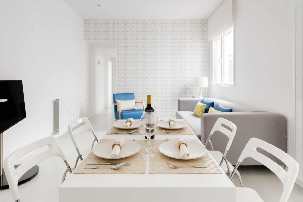 El Viso Smart III Apartment Madrid Bagian luar foto